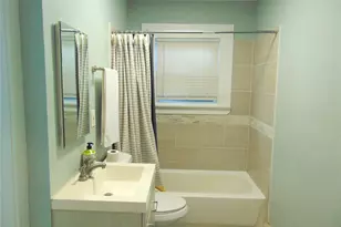 5113 Ave O 1/2 Front St, Galveston, TX 77551 - Photo 12