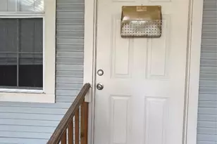 1407 Nevada St, Houston, TX 77006 - Photo 2