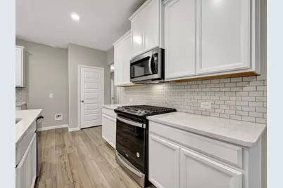 6630 Lahna Oak, Conroe, TX 77304 - Photo 4