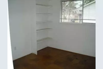 231 Gruss Drive, Houston, TX 77060 - Photo 8