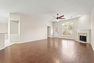 27 E Russet Grove Circle Circle, Conroe, TX 77384 - Photo 6