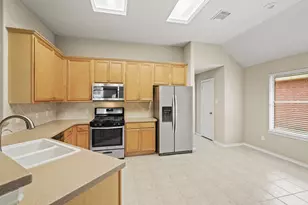 27 E Russet Grove Circle Circle, Conroe, TX 77384 - Photo 12