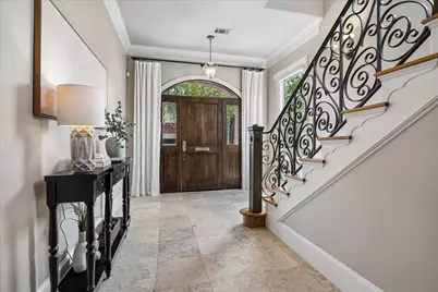 6604 Kelvin Drive, Houston, TX 77030 - Photo 2