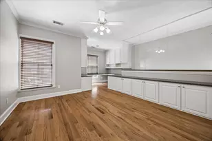 6604 Kelvin Dr, Houston, TX 77030 - Photo 14