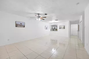 6517 S Briar Bayou Dr, Houston, TX 77072 - Photo 8