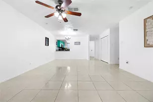 6517 S Briar Bayou Dr, Houston, TX 77072 - Photo 10