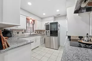 2051 Shadow Rock Dr, Houston, TX 77339 - Photo 6