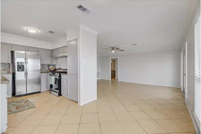 1180 Sailfish Street, Bayou Vista, TX 77563 - Photo 10