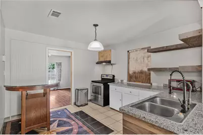 8617 Woodruff Street, Houston, TX 77012 - Photo 6