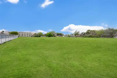 8905 Hinman Street, Houston, TX 77061 - Photo 18