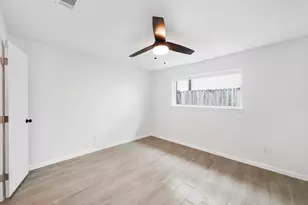 1609 Elmview Dr, Houston, TX 77080 - Photo 4