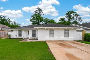 6311 Tall Willow Dr, Houston, TX 77088 - Photo 1