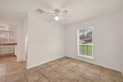 6311 Tall Willow Drive, Houston, TX 77088 - Photo 20