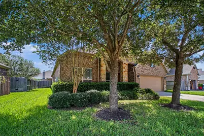 296 Westwood Drive Drive, League City, TX 77573 - Photo 4