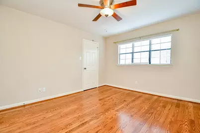 5244 Arboles Drive #6, Houston, TX 77035 - Photo 22