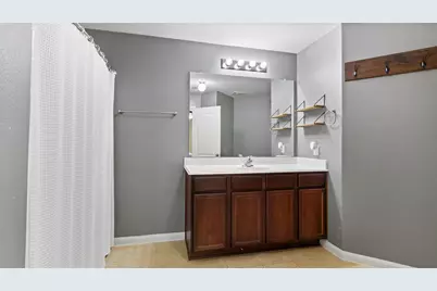 9439 Gold Mountain Drive, Rosharon, TX 77583 - Photo 10