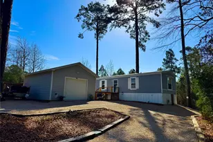 939 Whisperwood Dr, Onalaska, TX 77360 - Photo 6