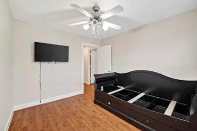 3730 Main Poplar Dr, Houston, TX 77025 - Photo 22