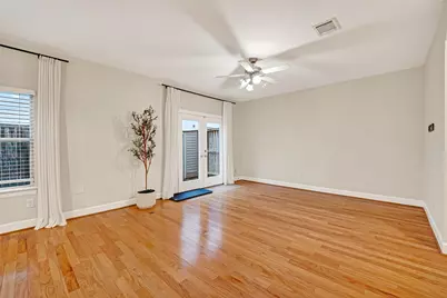 3730 Main Poplar Dr, Houston, TX 77025 - Photo 8