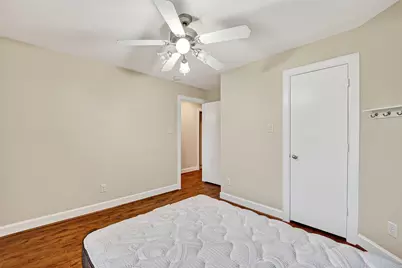 3730 Main Poplar Dr, Houston, TX 77025 - Photo 20