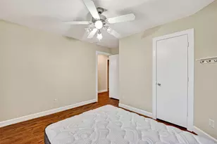 3730 Main Poplar Dr, Houston, TX 77025 - Photo 20