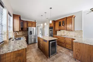 1305 Wilderness Pines Dr, Friendswood, TX 77546 - Photo 10