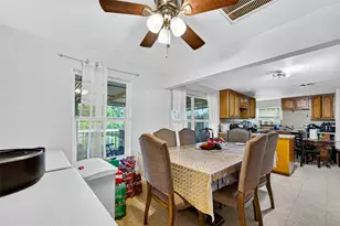 1013 Battlebell Rd, Highlands, TX 77562 - Photo 36