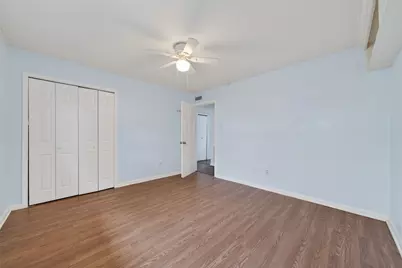 6447 W Fuqua Drive, Houston, TX 77489 - Photo 18