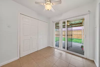 6447 W Fuqua Drive, Houston, TX 77489 - Photo 10