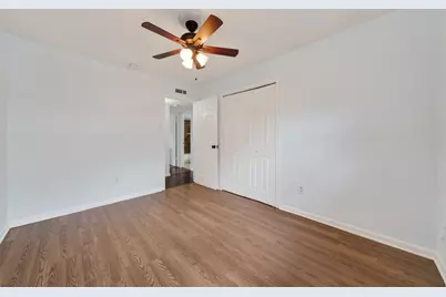 6447 W Fuqua Drive, Houston, TX 77489 - Photo 14