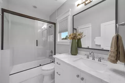 310 W 18th Street, Houston, TX 77008 - Photo 24