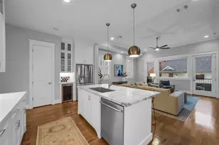310 W 18th St, Houston, TX 77008 - Photo 14