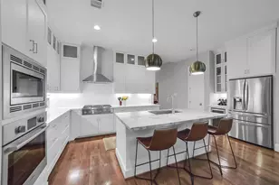 310 W 18th St, Houston, TX 77008 - Photo 12