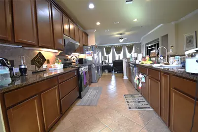 27606 Huggins Crest Court, Fulshear, TX 77441 - Photo 6