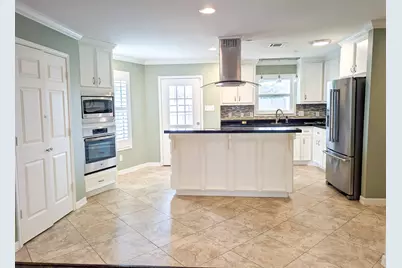 1734 Knightwick Drive, Houston, TX 77008 - Photo 6