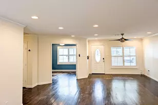 1734 Knightwick Dr, Houston, TX 77008 - Photo 4