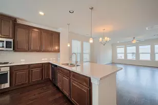 10004 Spring Shadows Park Cir, Houston, TX 77080 - Photo 18