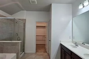 2111 Levant Ln, Baytown, TX 77523 - Photo 24