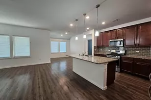 2111 Levant Ln, Baytown, TX 77523 - Photo 12