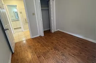 9009 Richmond Ave, Houston, TX 77063 - Photo 8