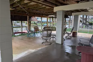 25 N Flamingo St, La Marque, TX 77568 - Photo 6