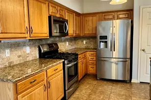 12935 Stratford Mill Ln, Sugar Land, TX 77498 - Photo 14