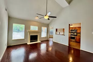 12935 Stratford Mill Ln, Sugar Land, TX 77498 - Photo 8