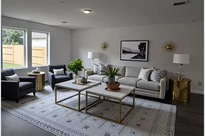 9015 Rose Pelican Lane, Baytown, TX 77521 - Photo 4