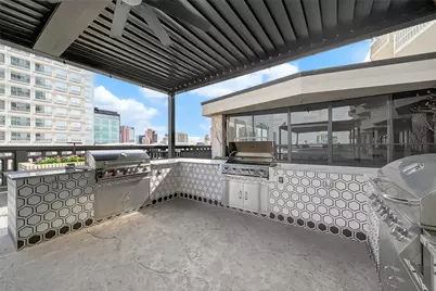 2016 Main Street #PH 3, Houston, TX 77002 - Photo 32