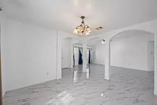 8131 Golden Trace Ct, Houston, TX 77083 - Photo 12