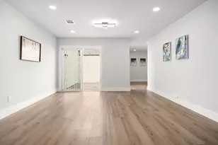11003 Bellbrook Dr, Houston, TX 77096 - Photo 8