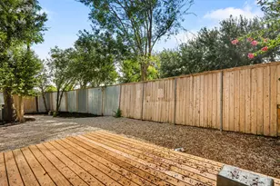 11003 Bellbrook Dr, Houston, TX 77096 - Photo 28