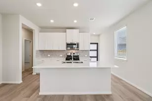 29102 Samuel Gdns Ct, Waller, TX 77484 - Photo 8