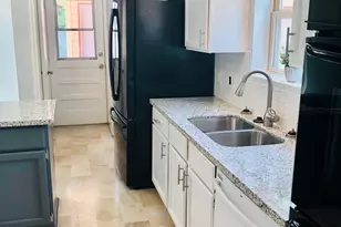 29021 Cherrywood Ln, Shenandoah, TX 77381 - Photo 6